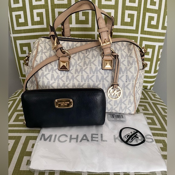 SOLD! 3 PC! Michael Kors Grayson Monogram Chain Satchel & Saffanio Zip Wallet - Picture 2 of 12